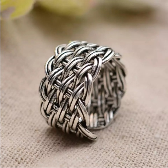 💎NEW 925 Sterling Silver Wide Weaved Ring - Picture 2 of 7